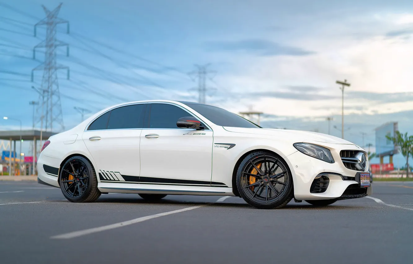 Photo wallpaper Mercedes-Benz, E-Class, AMG, E 63, 4MATIC, Mercedes-Benz E-Class AMG E 63 S 4MATIC