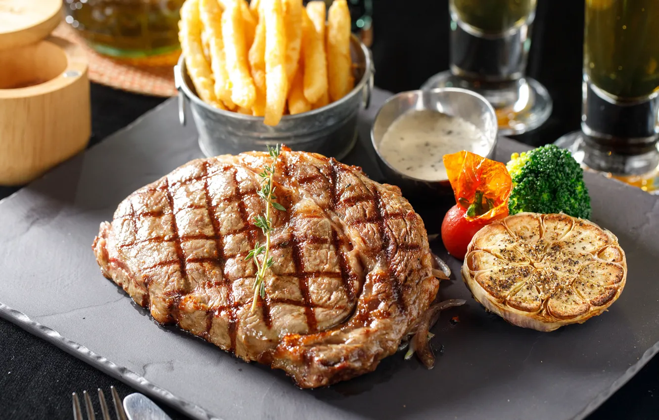 Photo wallpaper meat, vegetables, potatoes