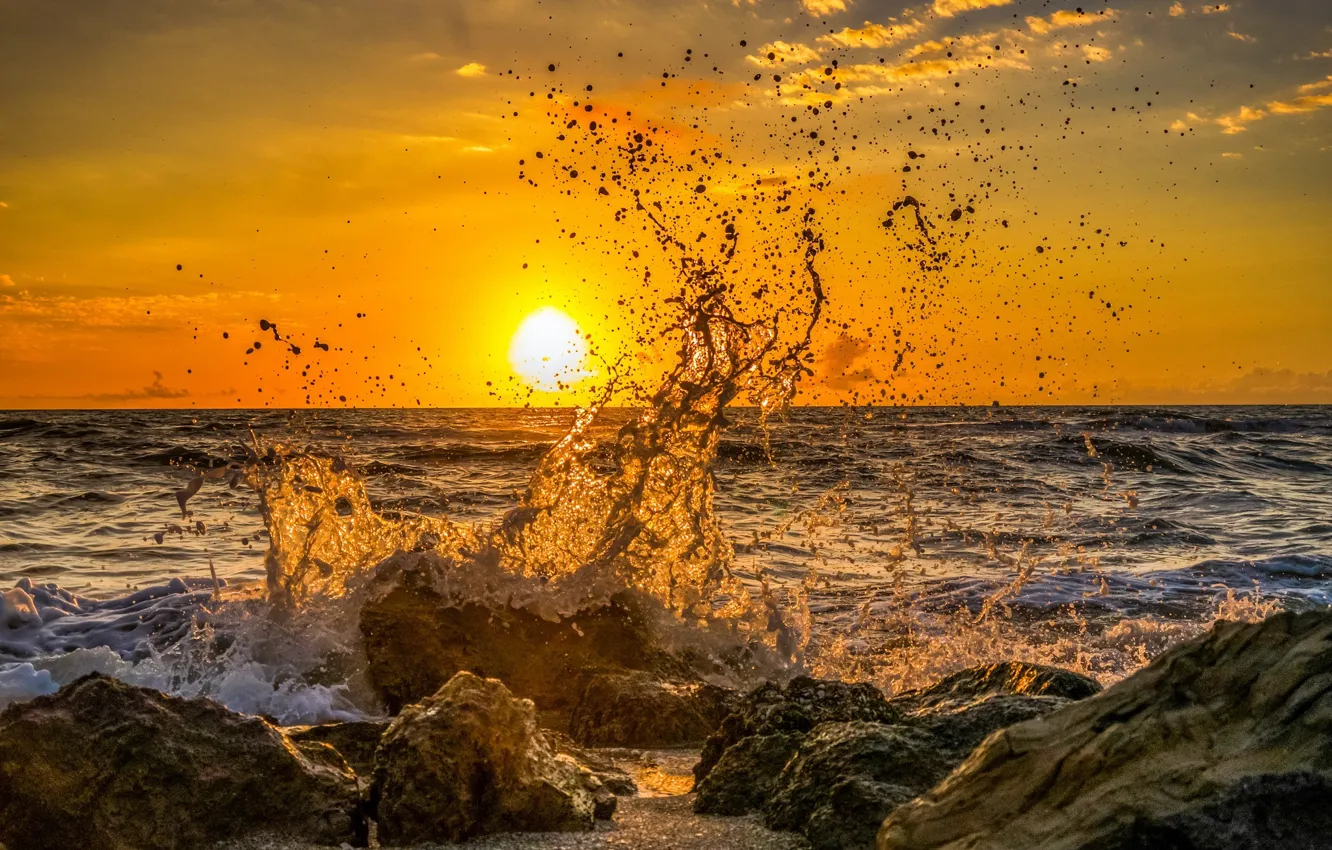 Photo wallpaper sea, sunset, squirt