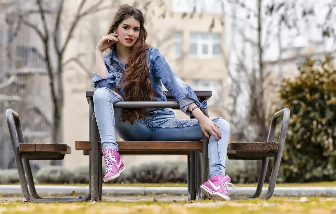 Photo wallpaper girl, sexy, model, jeans, sneakers