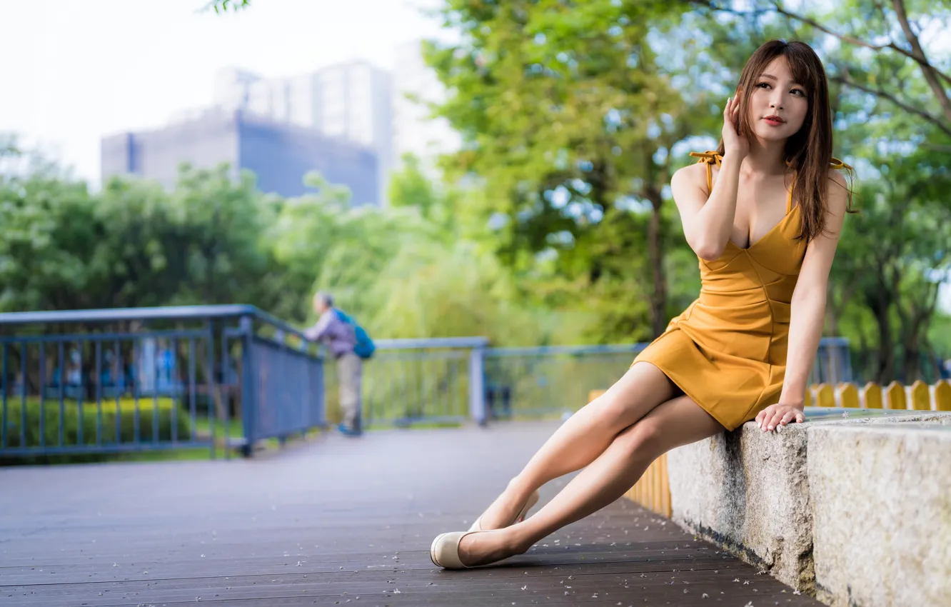 Photo wallpaper trees, pose, model, portrait, makeup, figure, dress, border