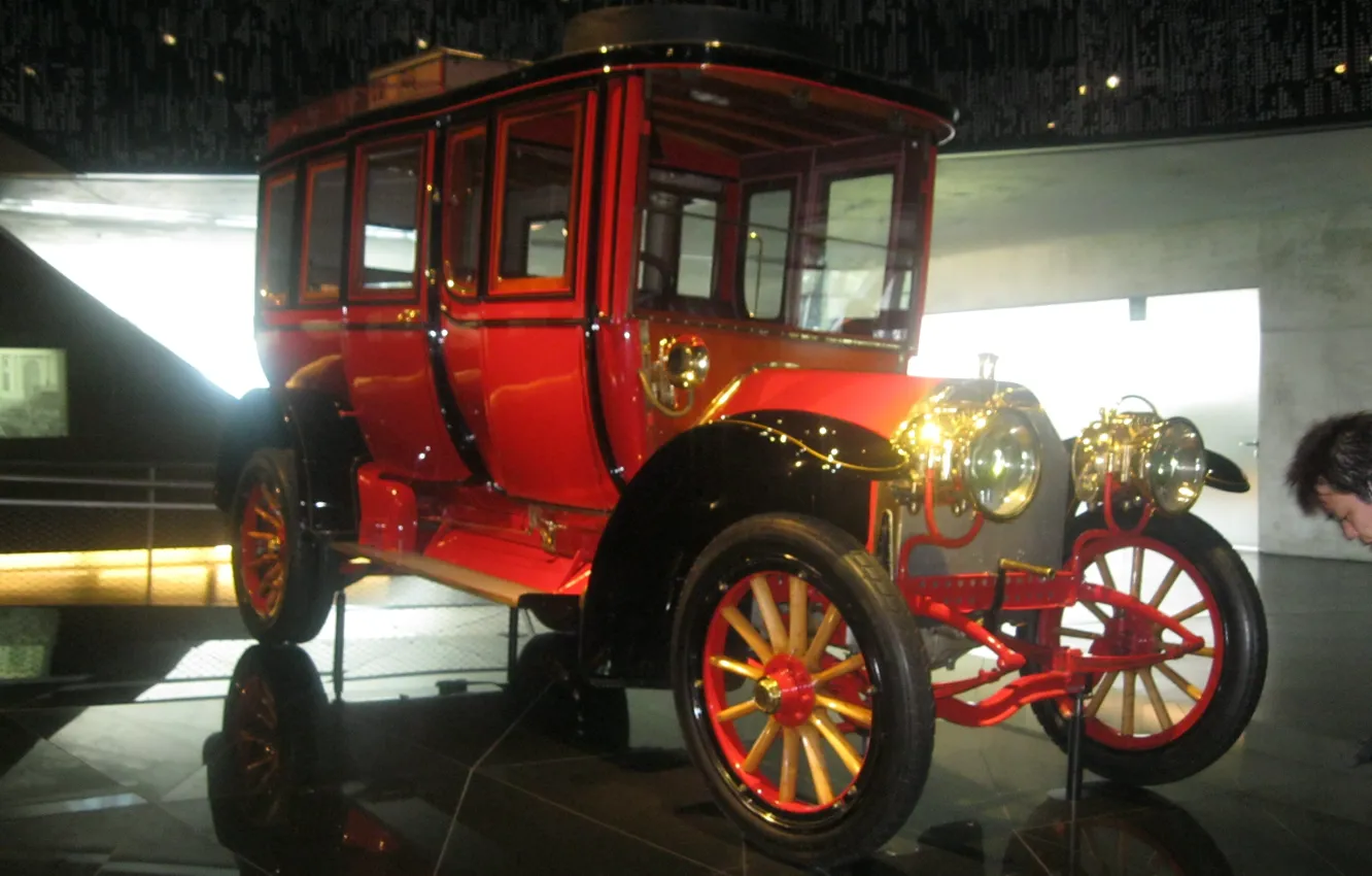 Photo wallpaper Mercedes, Stuttgart, an old car, Museum Mercedes, merscedes