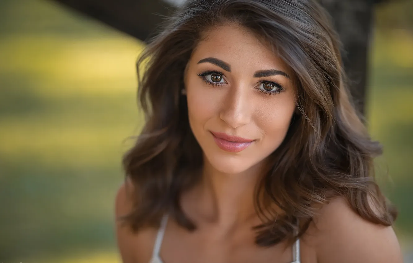 Photo wallpaper look, background, model, portrait, makeup, hairstyle, brown hair, bokeh