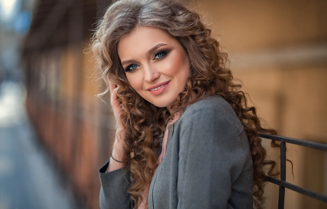 Photo wallpaper look, smile, model, portrait, makeup, hairstyle, brown hair, bokeh
