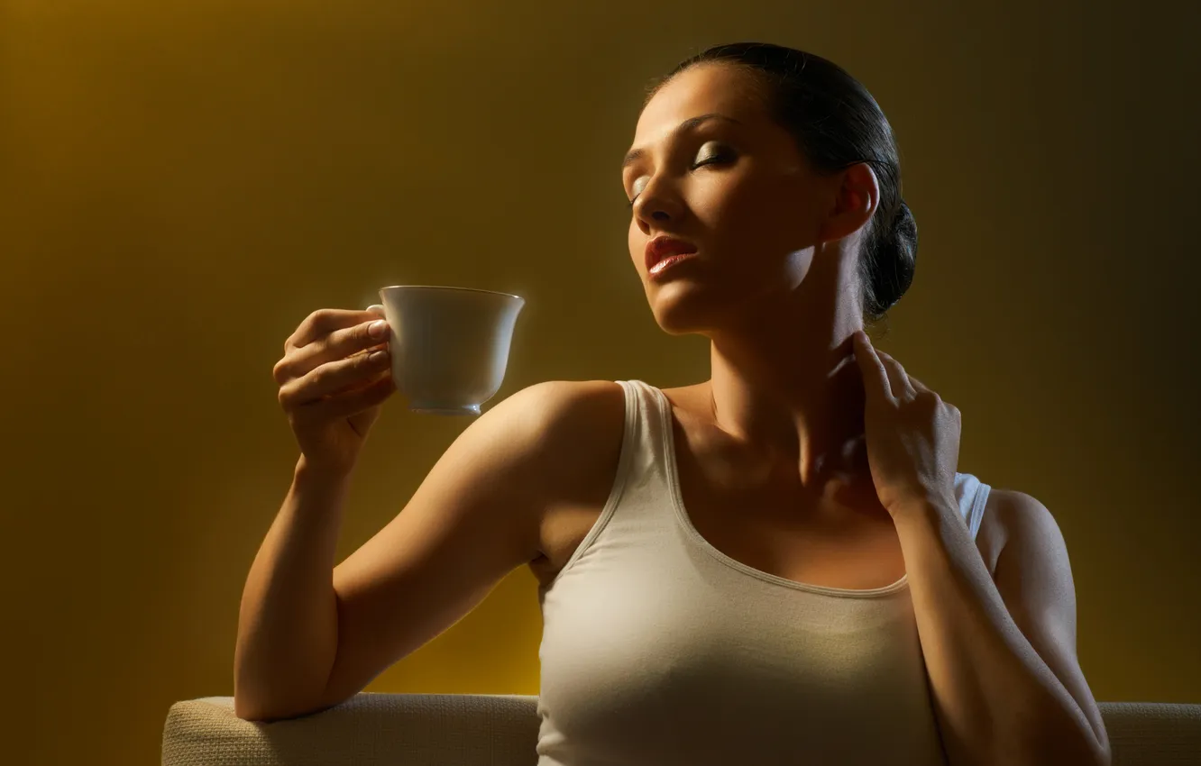 Photo wallpaper girl, coffee, hairstyle, Cup, haze, t-shirt
