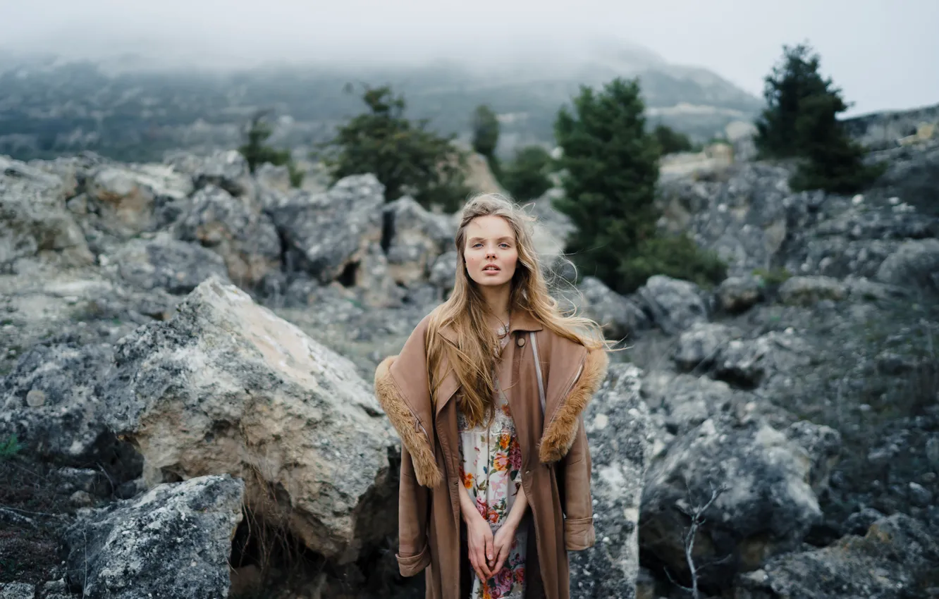 Photo wallpaper girl, stones, Crimea, Potlov Sergey
