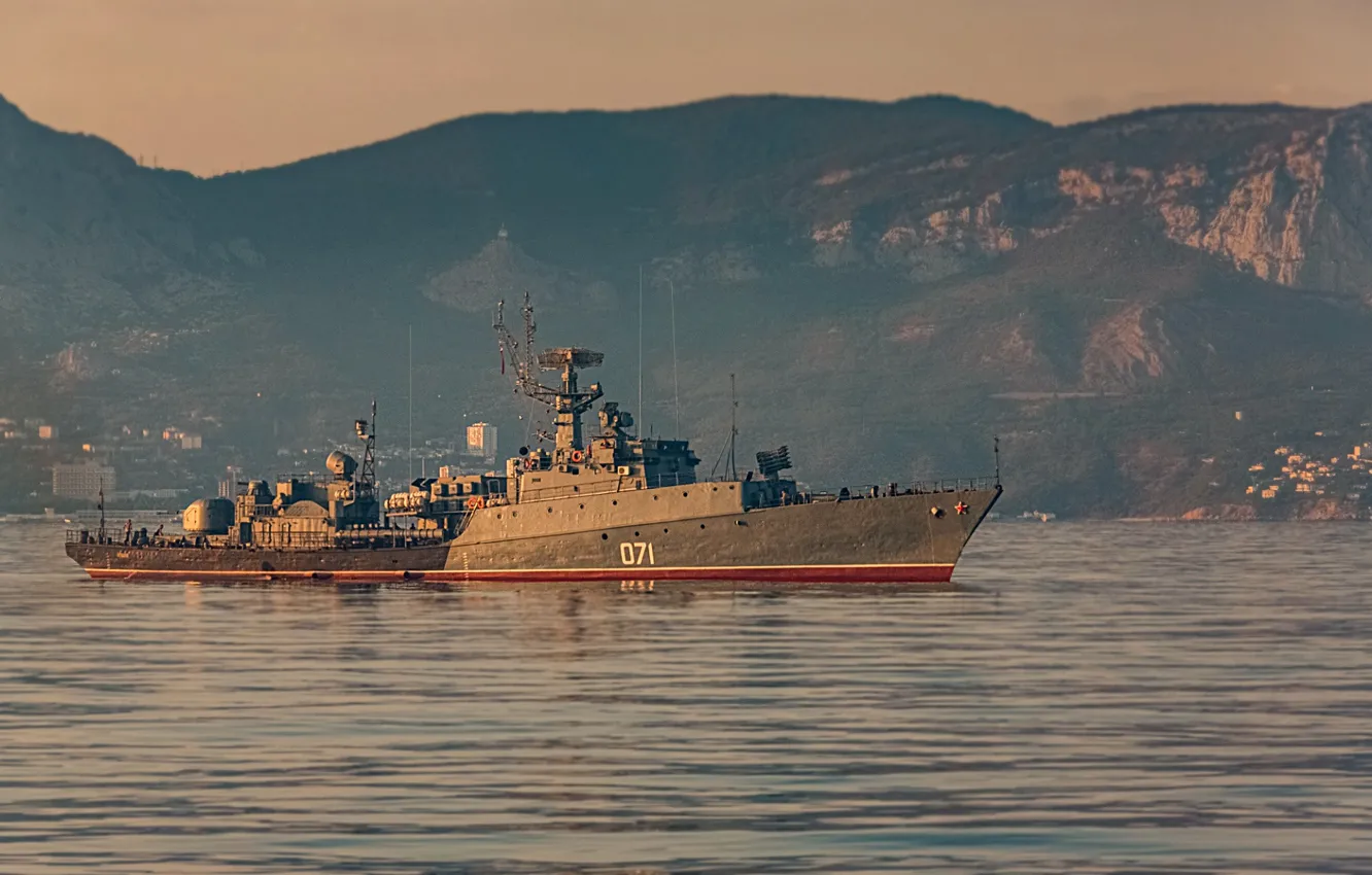 Photo wallpaper ship, anti-submarine, small, Foros, Suzdalets