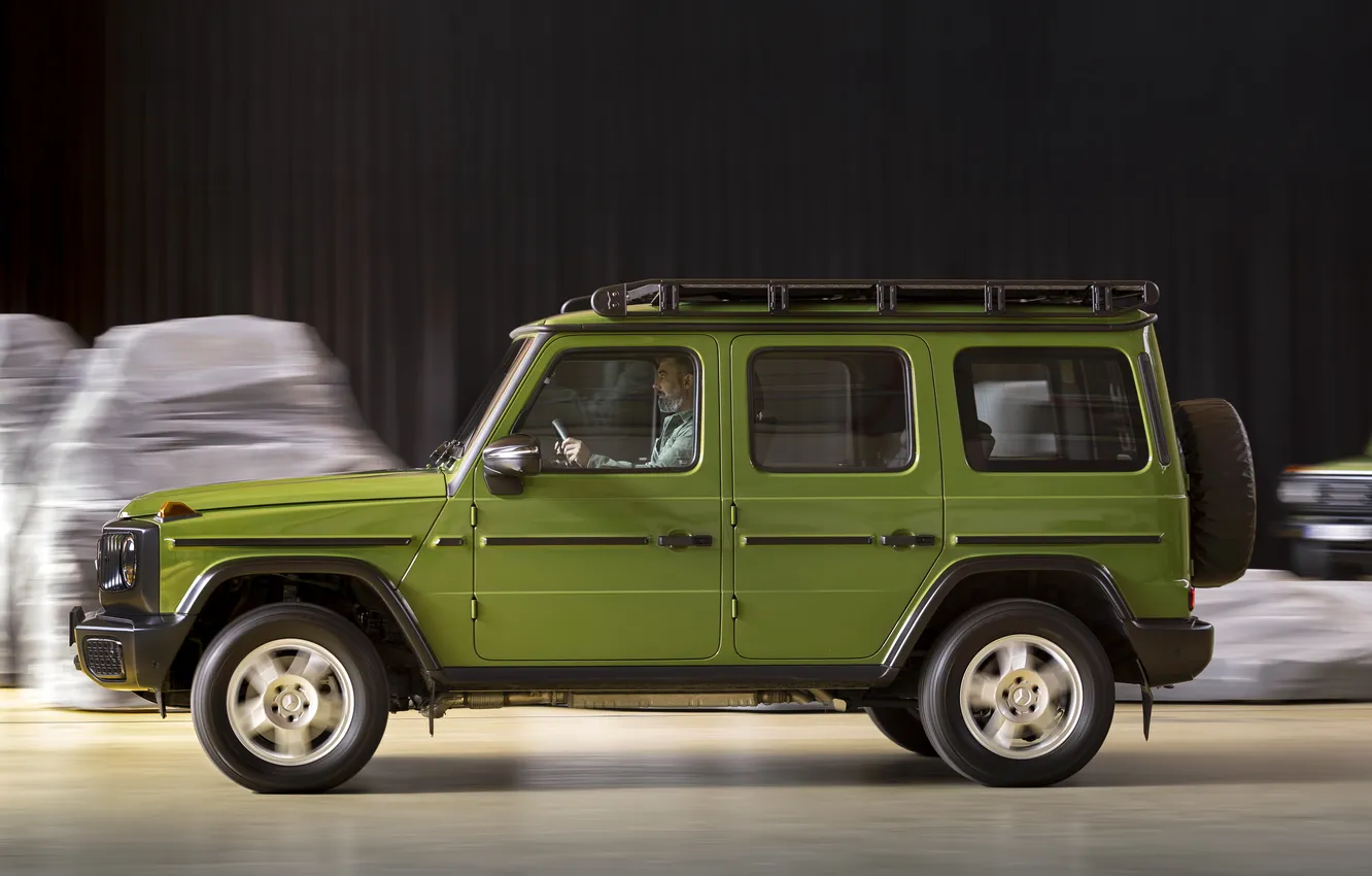 Photo wallpaper Mercedes-Benz, SUV, side view, SUV, 2025, Stronger Than the 1980s, Mercedes-Benz G 450 d