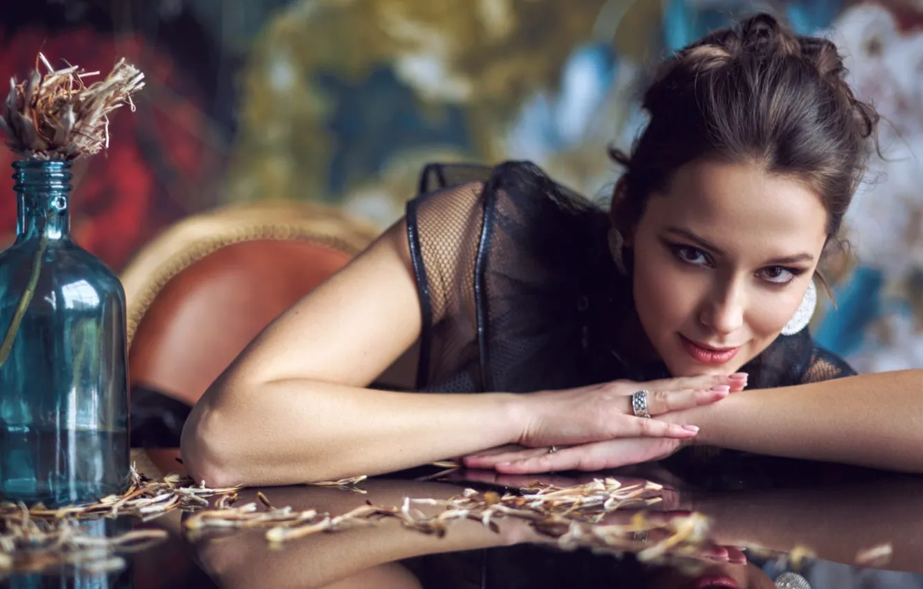 Photo wallpaper look, girl, face, pose, bottle, portrait, hands, Victor Krivoguz