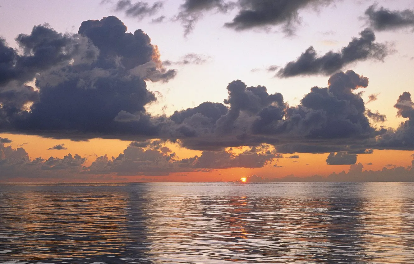 Photo wallpaper water, clouds, sunset