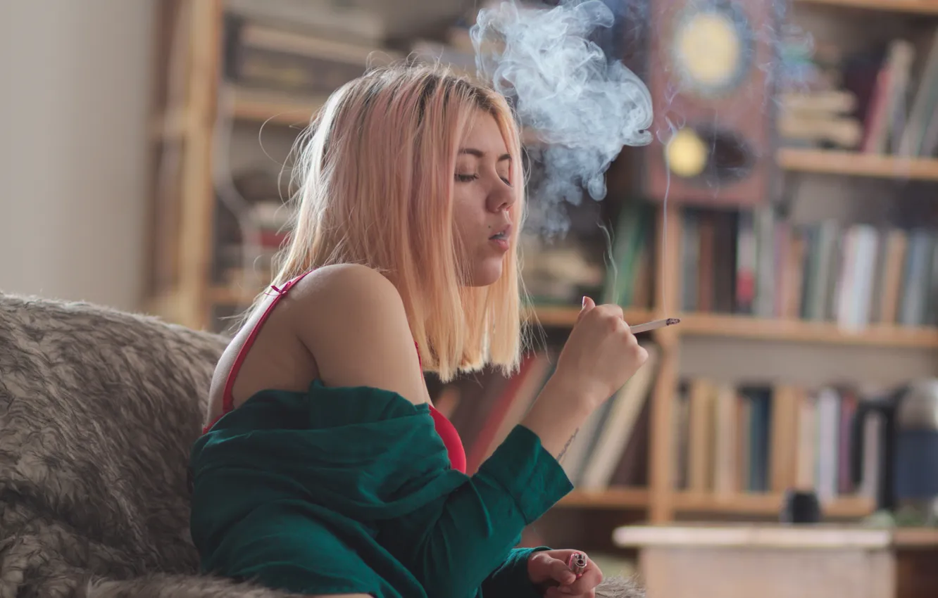 Photo wallpaper girl, smoke, cigarette, Lipov Maxim