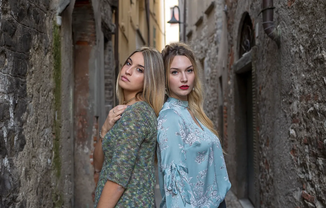 Photo wallpaper look, girl, hair, street, Sophie, Martina