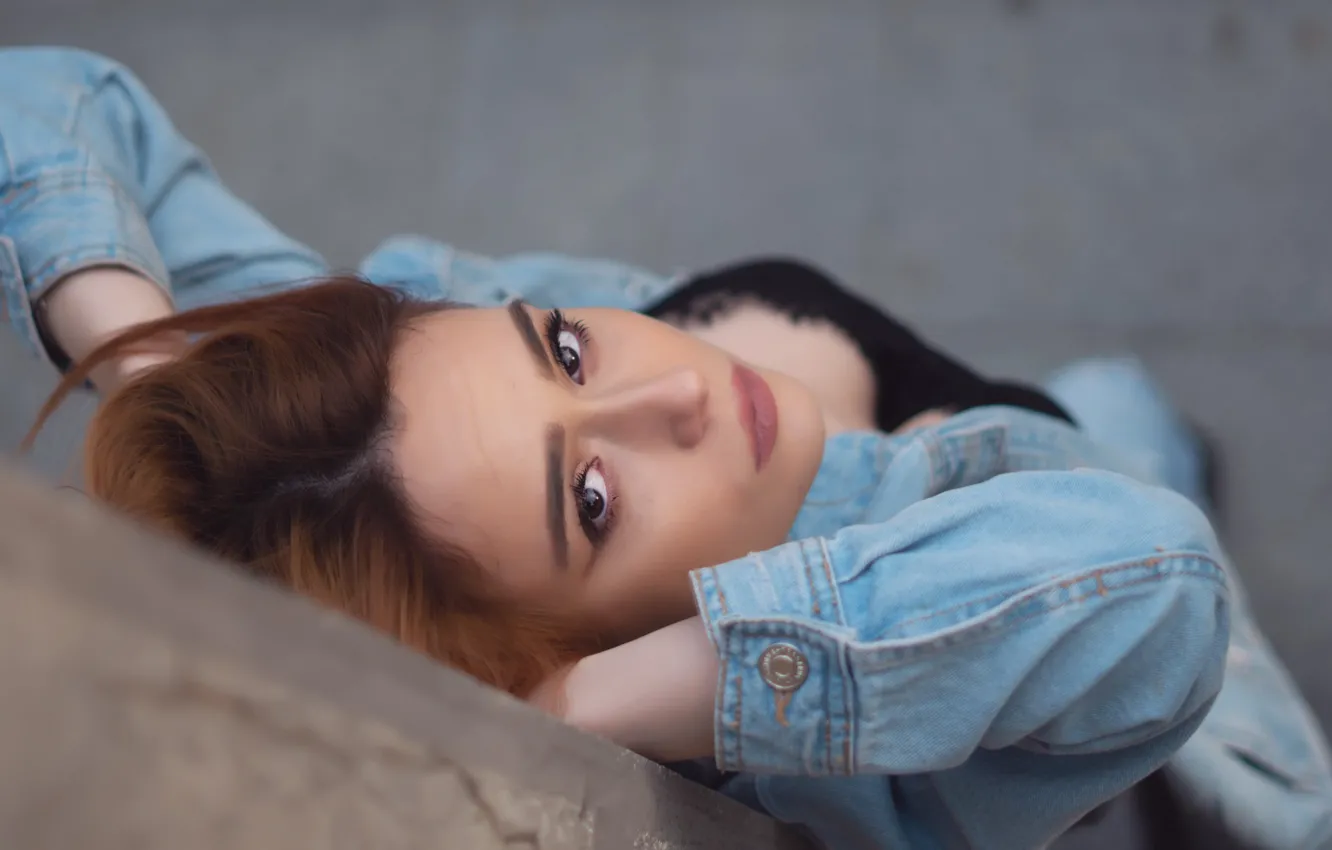 Photo wallpaper girl, eyes, beauty, jeans, Sight
