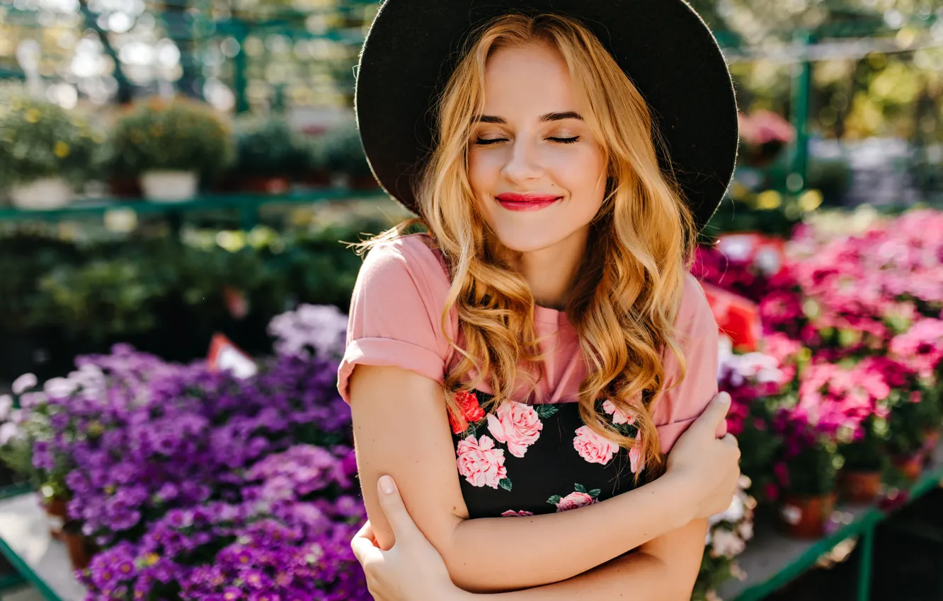 Photo wallpaper summer, girl, joy, flowers, pose, smile, portrait, bouquet