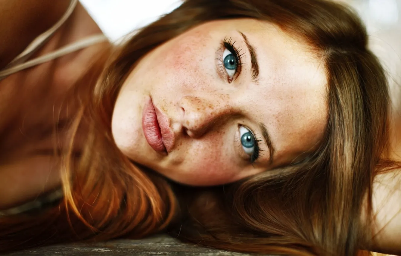 Photo wallpaper girl, model, freckles, blue eyes
