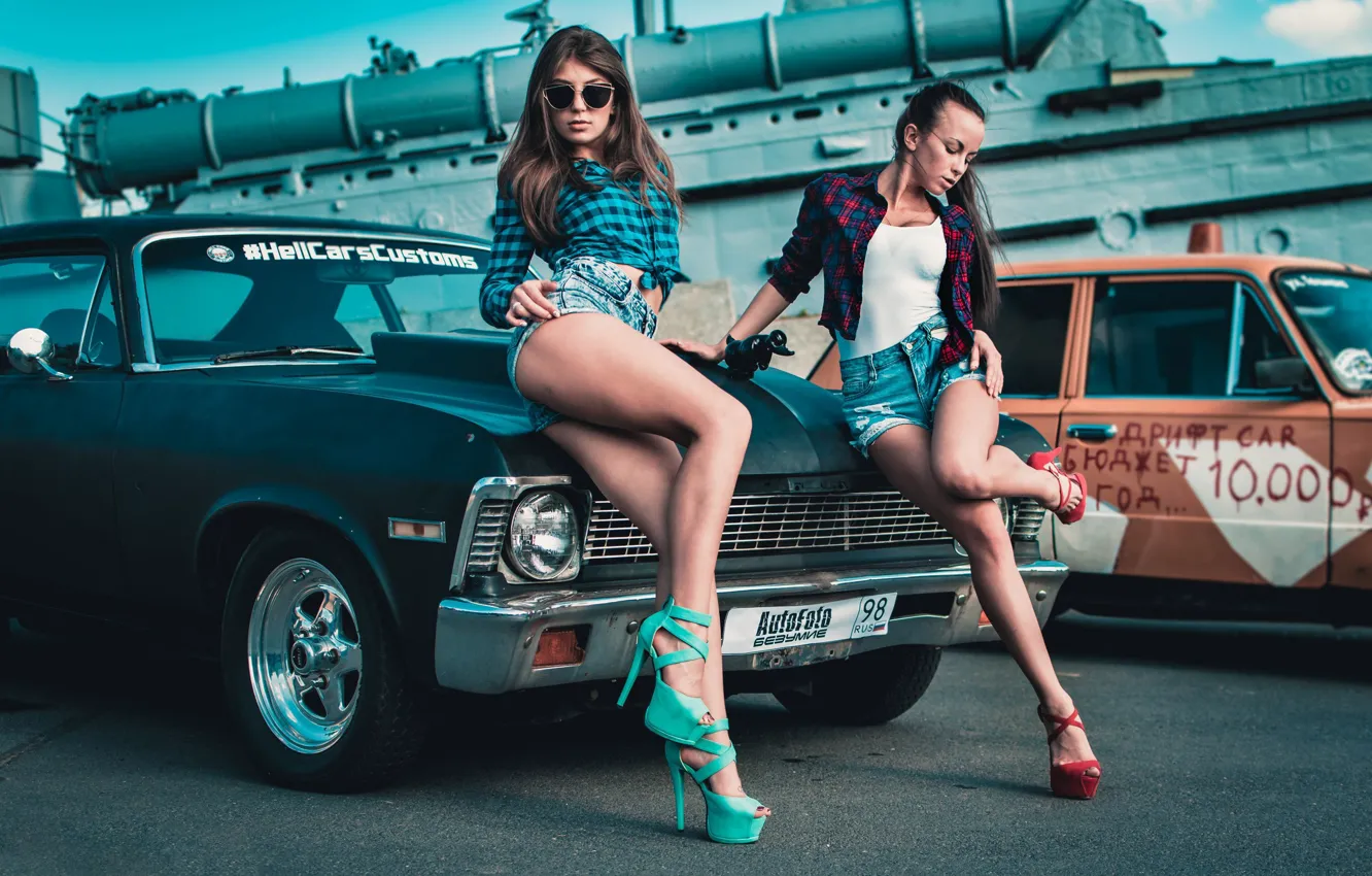 Photo wallpaper auto, pose, shorts, two, figure, glasses, hairstyle, shoes