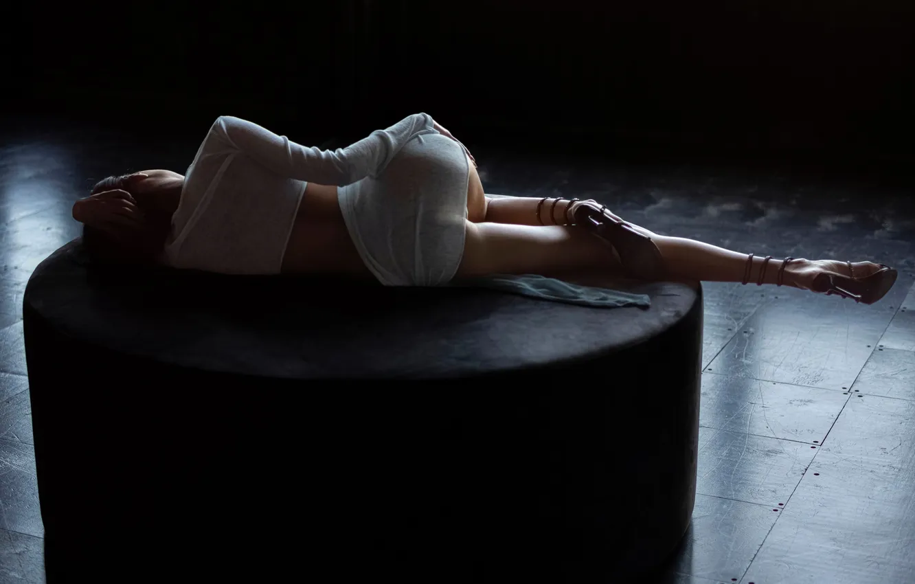 Photo wallpaper girl, pose, figure, legs, poof, Pavel Ermakov, Kristina Kashkareva