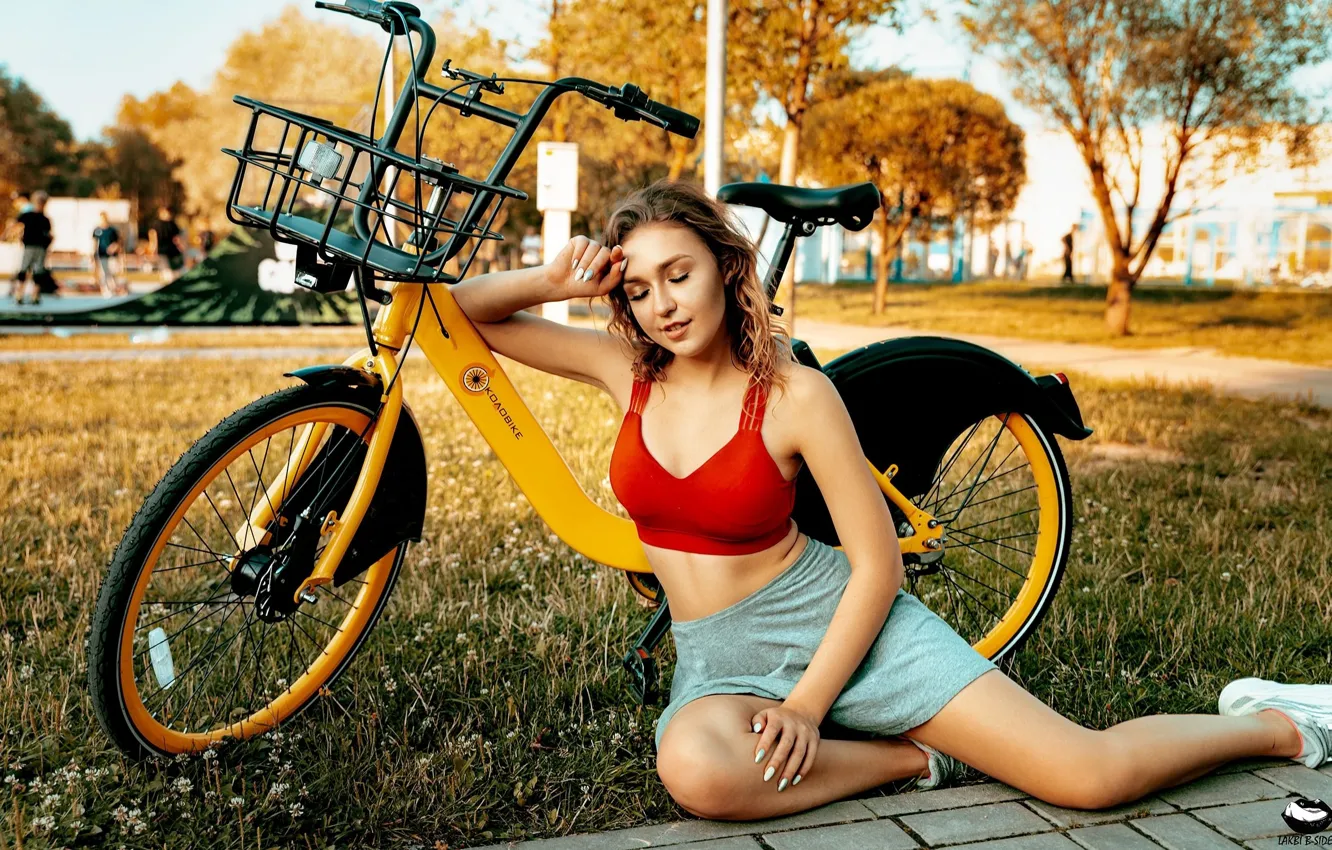 Photo wallpaper bike, pose, lawn, model, skirt, portrait, makeup, figure