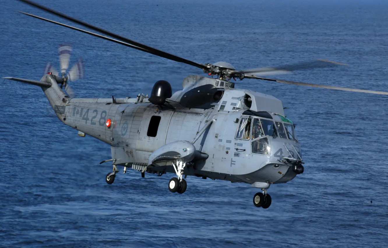 Photo wallpaper the ocean, helicopter, Sikorsky, Aero, Engineering Corporation, CH-124 Sea King