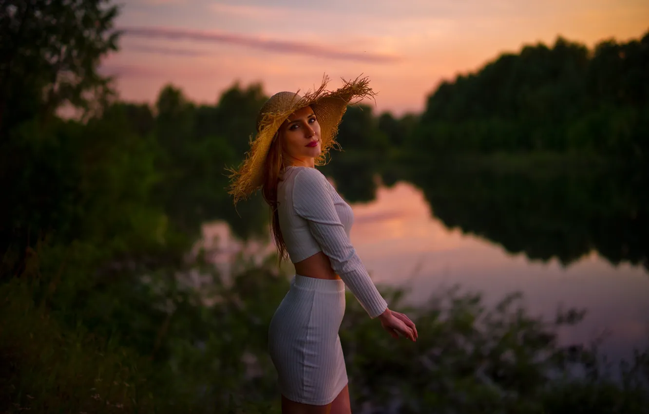Photo wallpaper ass, sky, trees, nature, clouds, lake, model, women
