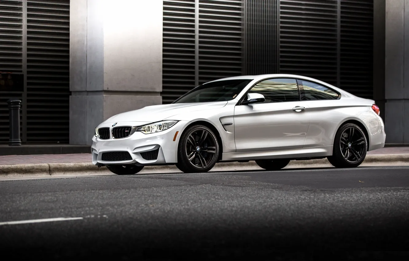 Photo wallpaper BMW, white, Germany, Coupe, power, Turbo, angel eyes, F82.tuning