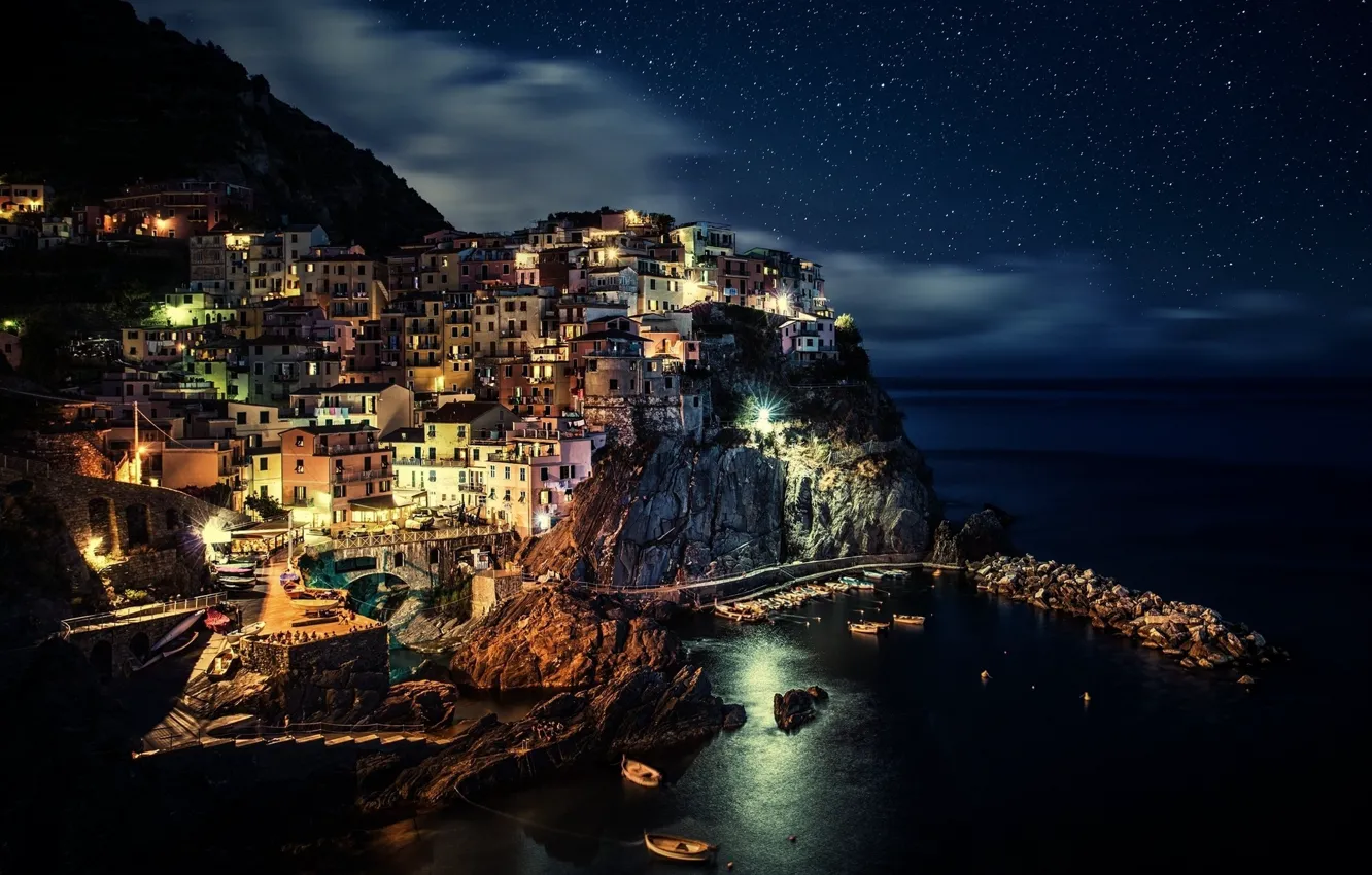 Photo wallpaper sea, night, lights, rocks, coast, boat, Italy, Cinque Terre