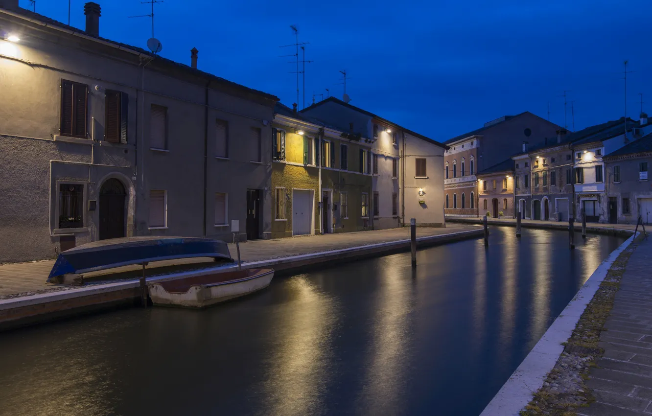 Photo wallpaper night, lights, boat, home, Italy, channel, Emilia-Romagna, Comacchio