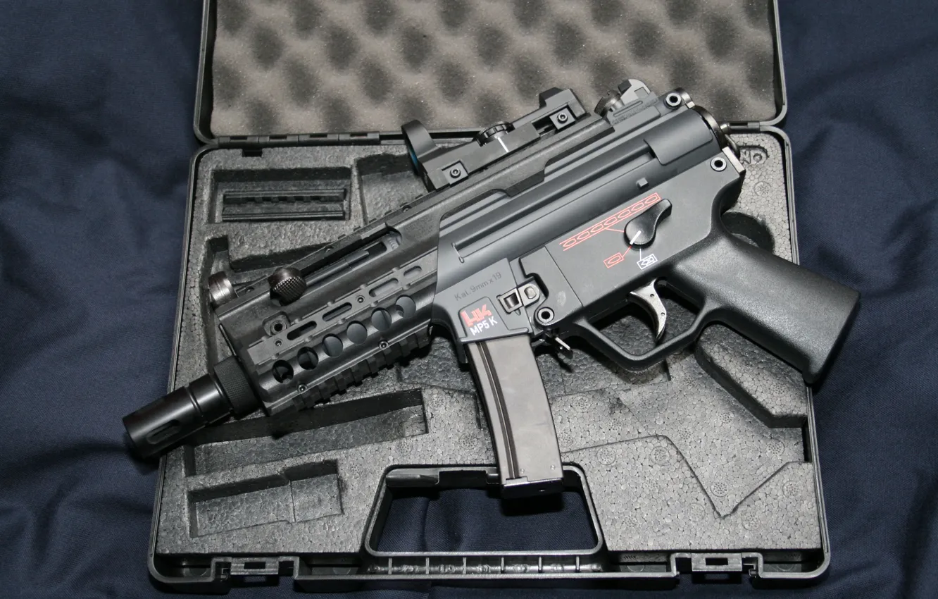 Photo wallpaper weapons, box, the gun, MP5K