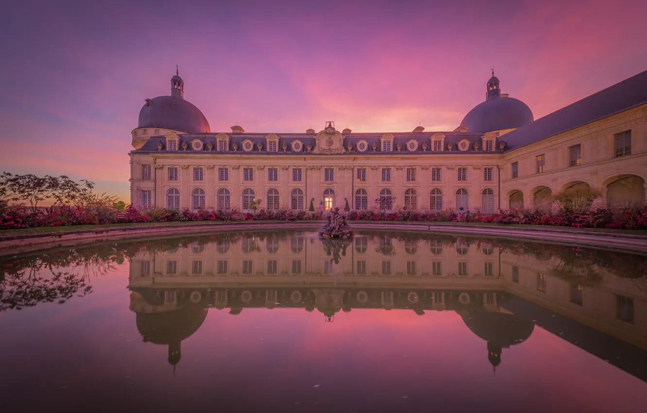 Photo wallpaper castle, architecture, pink tones