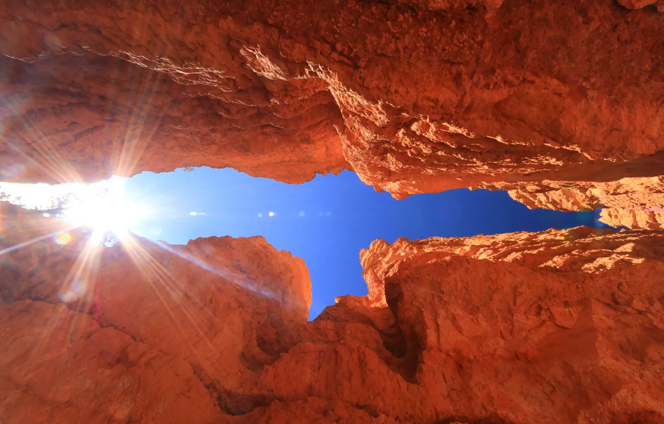Photo wallpaper the sky, the sun, rays, rocks, gorge, Utah, USA, Bryce Canyon National Park