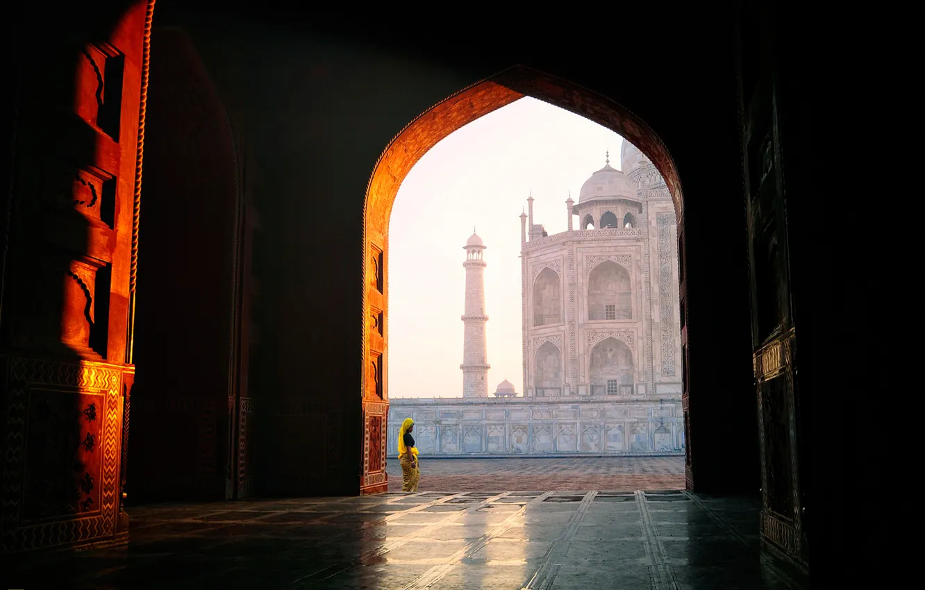 Photo wallpaper National Geographic, landscape, woman, view, Taj Mahal, building, door, Monument