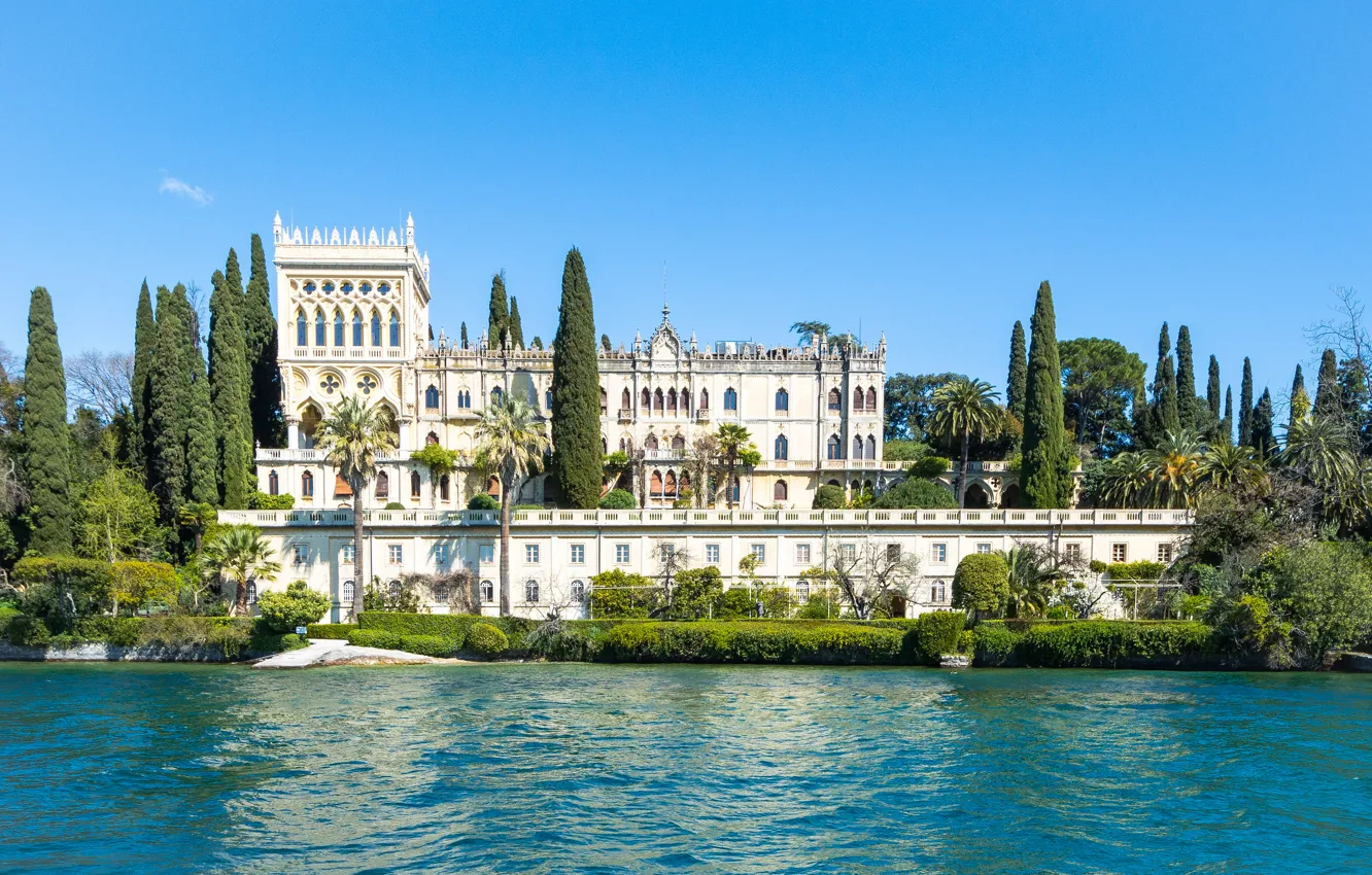 Photo wallpaper coast, home, Italy, The island of Garda