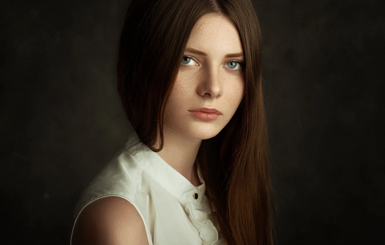 Photo wallpaper look, Elena, the dark background, Paul Cherepko