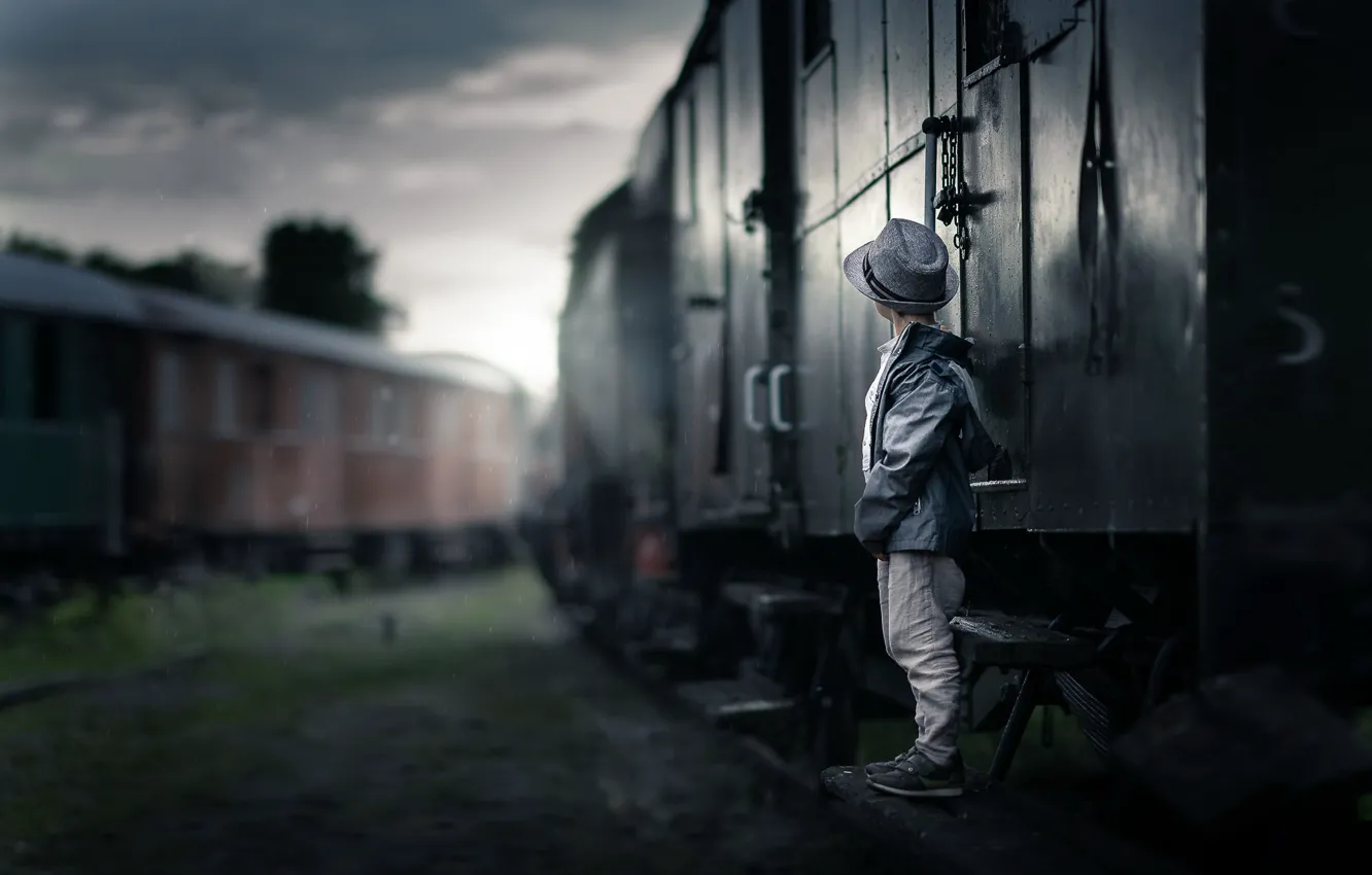 Photo wallpaper road, train, boy
