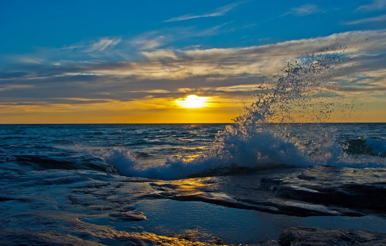 Photo wallpaper sea, wave, the sky, landscape, sunset, squirt