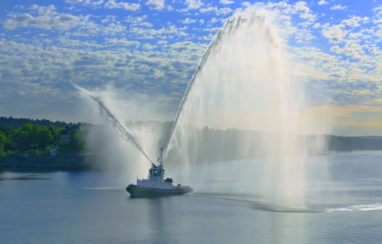 Photo wallpaper tug, salute, port, fountain, Stockholm, Sweden, Sweden, Stockholm