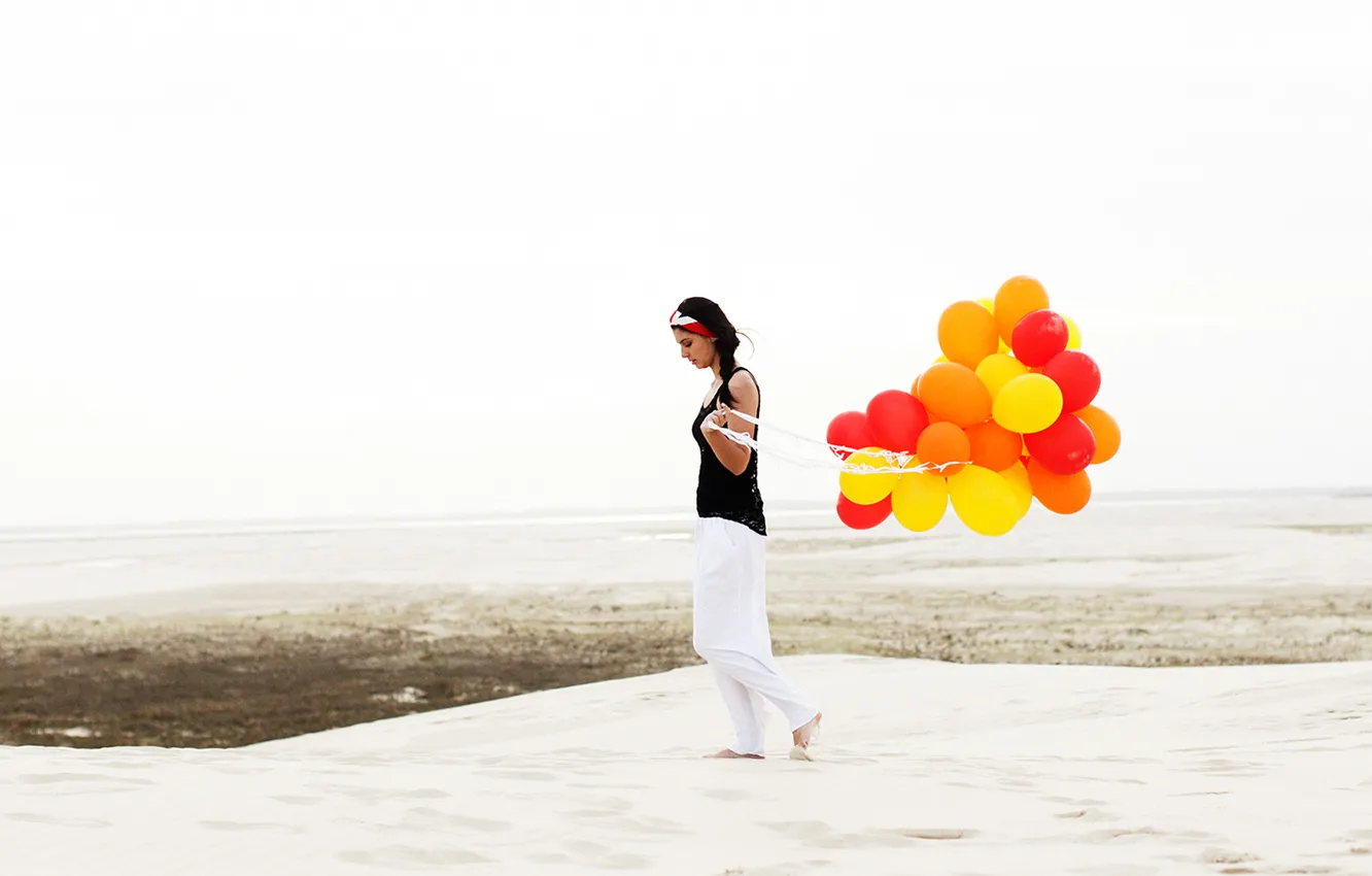 Photo wallpaper girl, hair, wind, balloons, walking, sunny, dunes