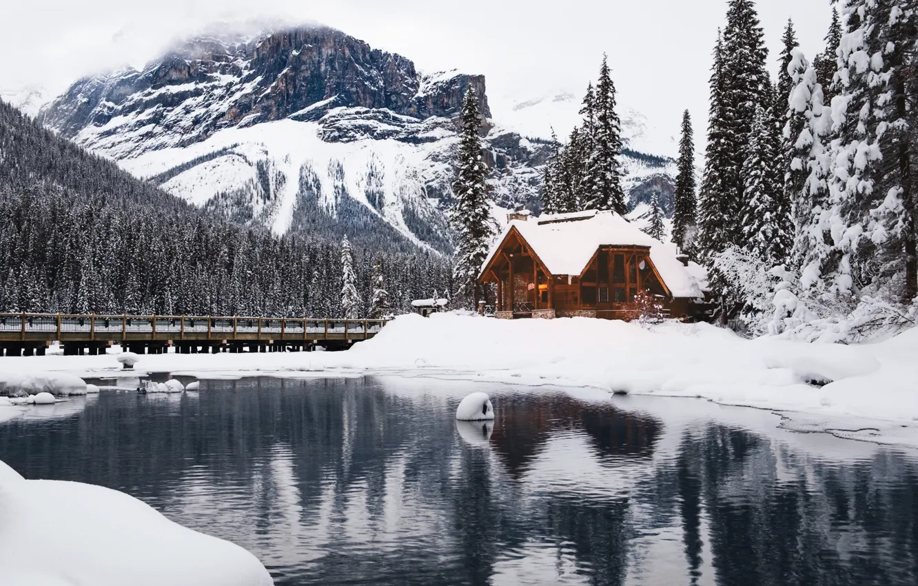 Photo wallpaper winter, mountains, lake, house, Emerald Lake