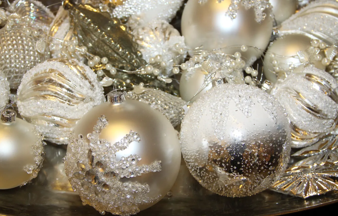 Photo wallpaper winter, holiday, balls, Christmas, New year, white, beads, a lot