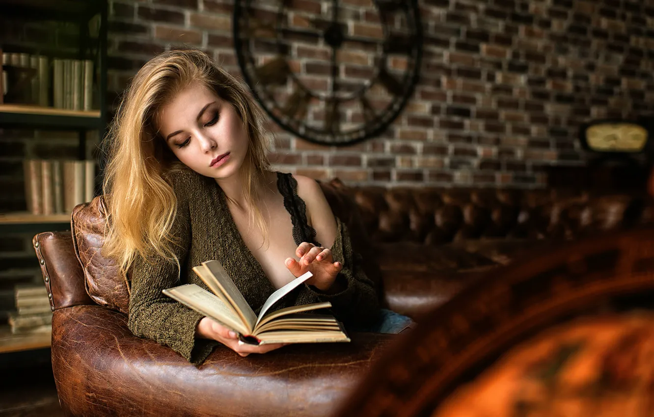 Photo wallpaper girl, book, reading, Book of fairytales