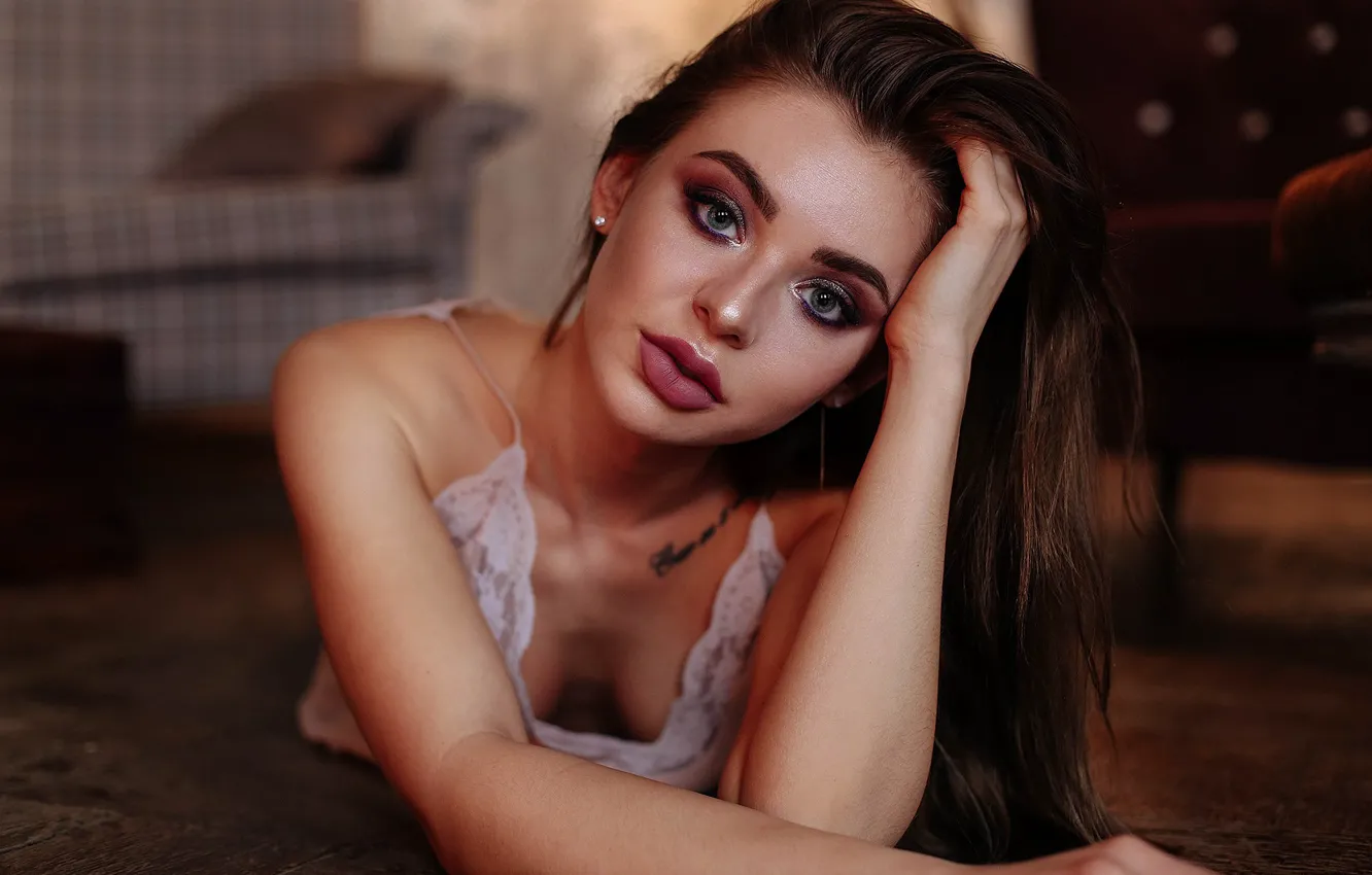 Photo wallpaper girl, cleavage, photo, blue eyes, model, tattoo, brunette, portrait