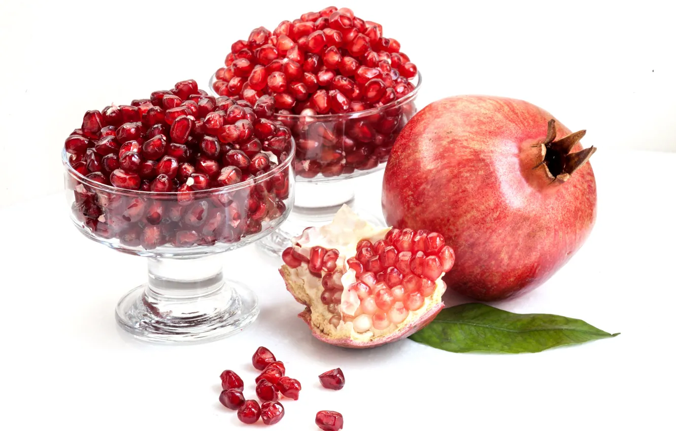 Photo wallpaper grain, fruit, garnet