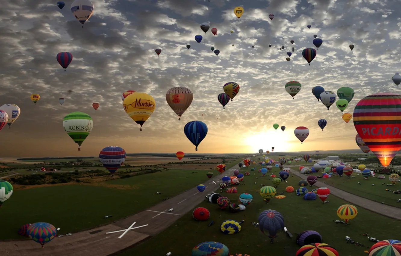 Photo wallpaper the sky, color, flight, balloon