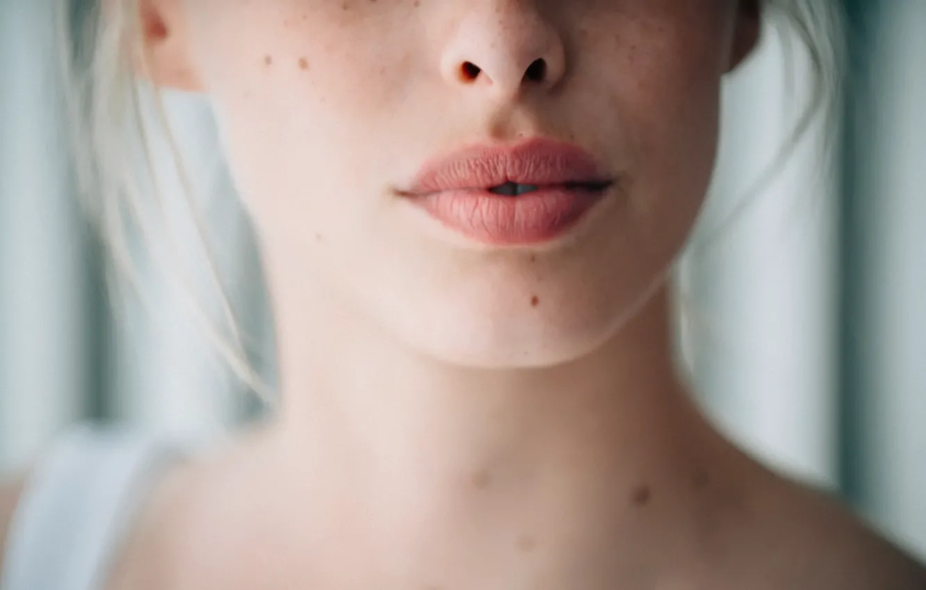 Photo wallpaper girl, face, lips