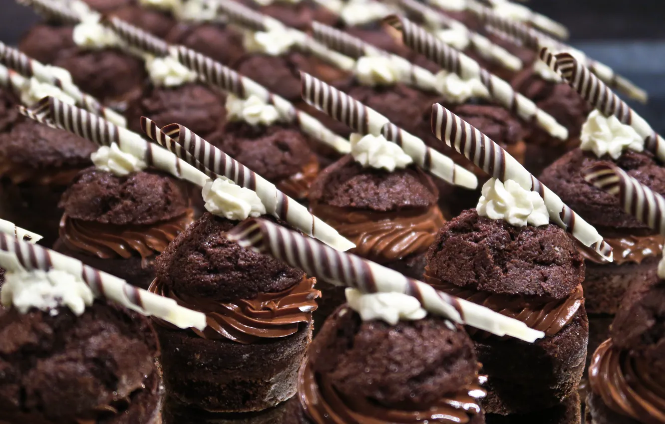 Photo wallpaper chocolate, cake, cream, dessert, cakes, cupcakes