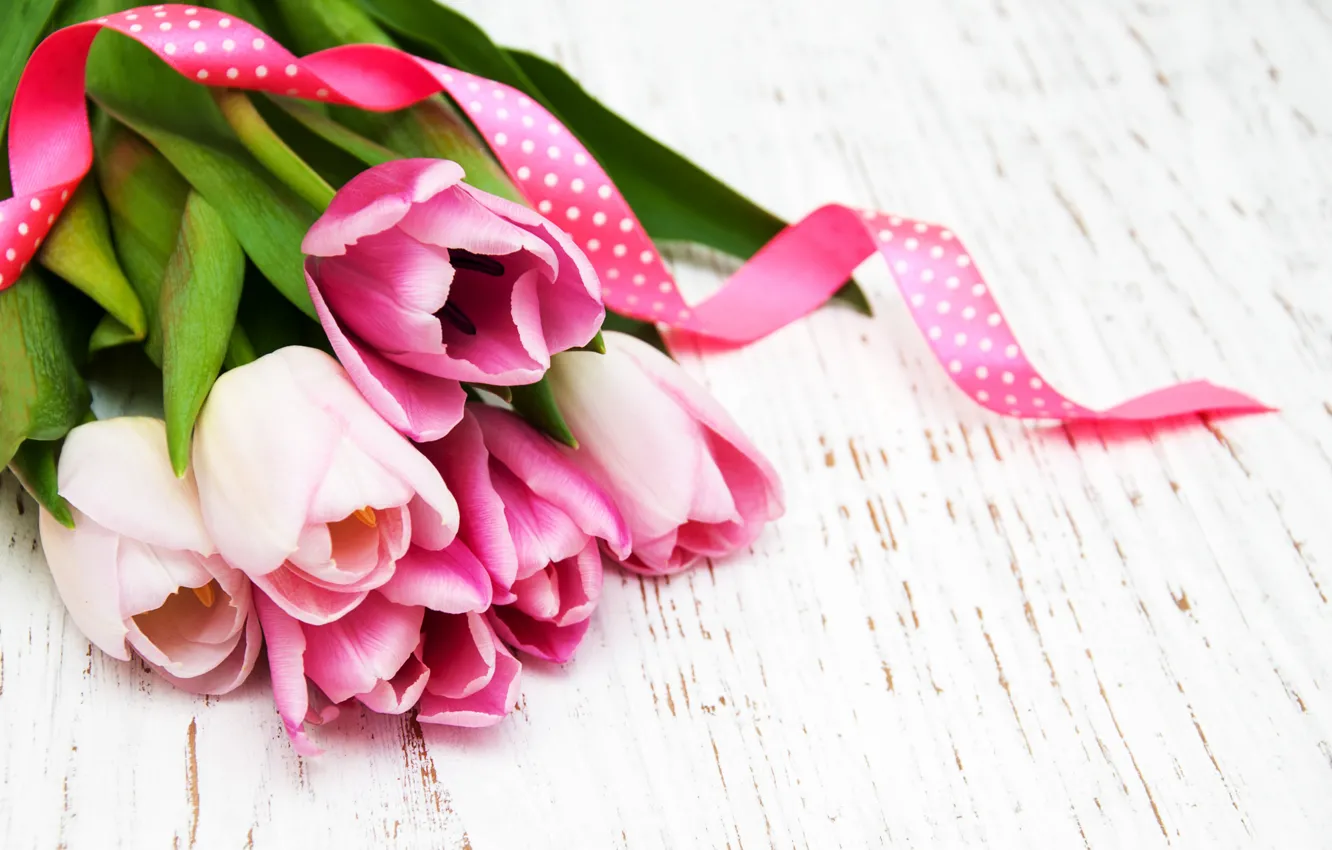 Photo wallpaper tulips, pink, wood, pink, flowers, tulips