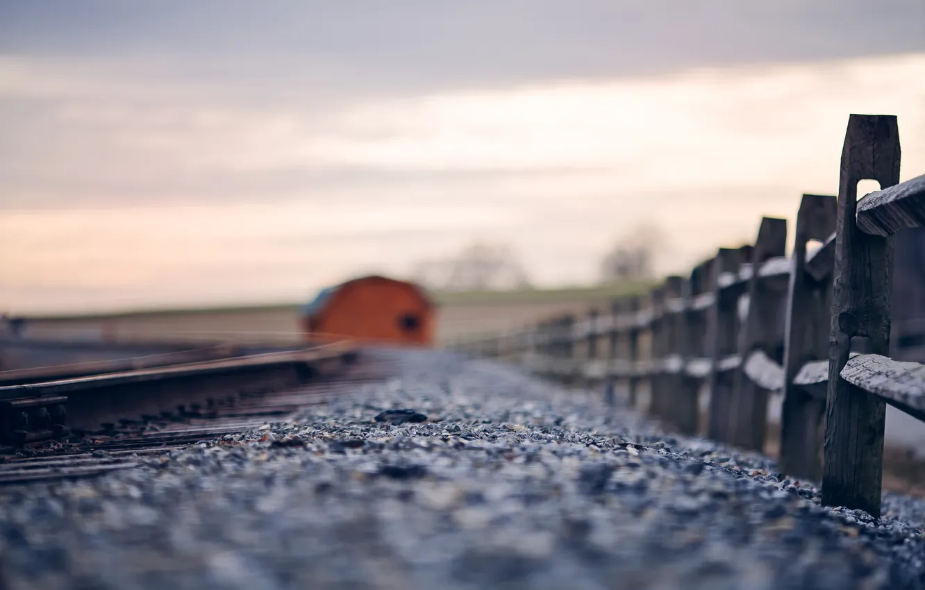 Photo wallpaper macro, the fence, railroad
