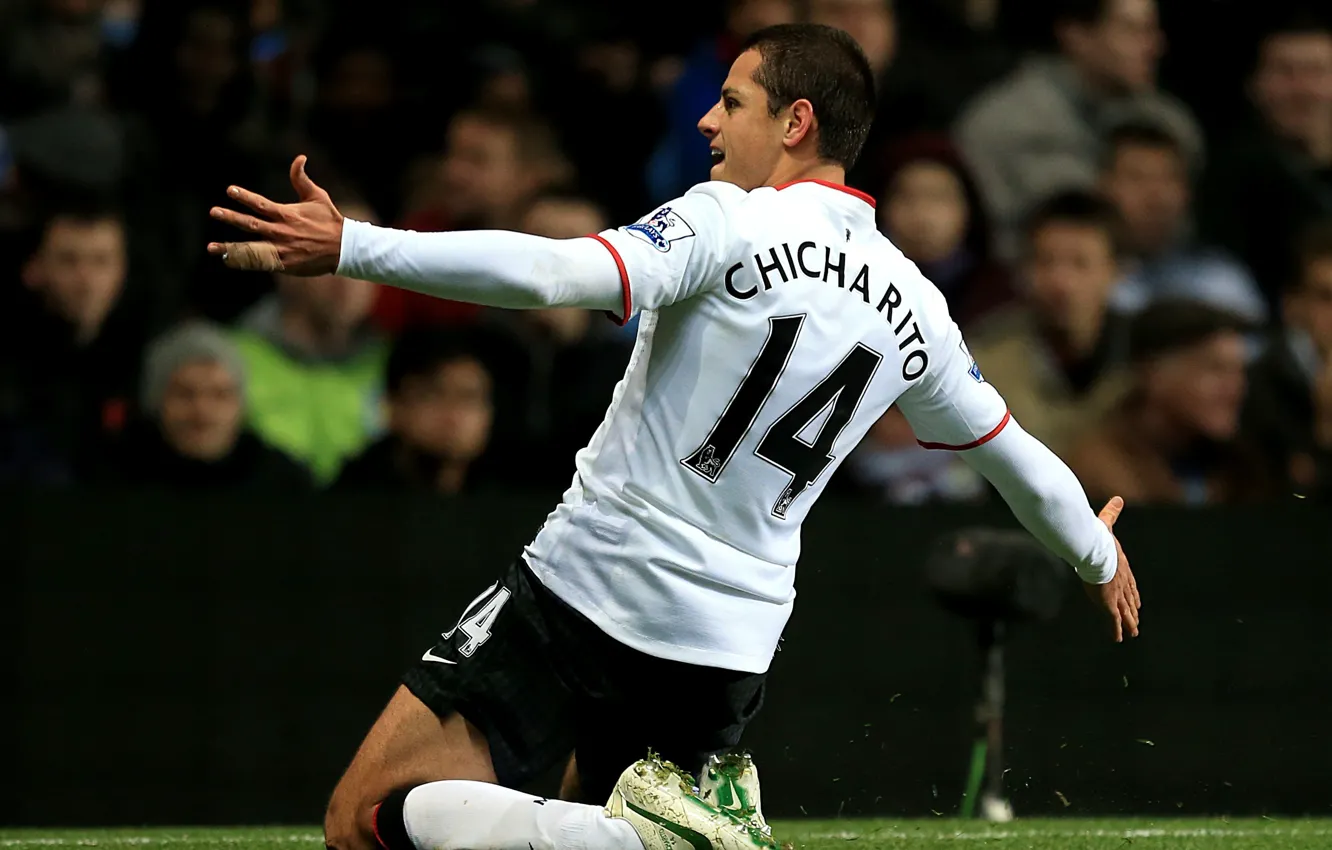 Photo wallpaper Manchester United, Old Trafford, chicharito, red devil, chicha