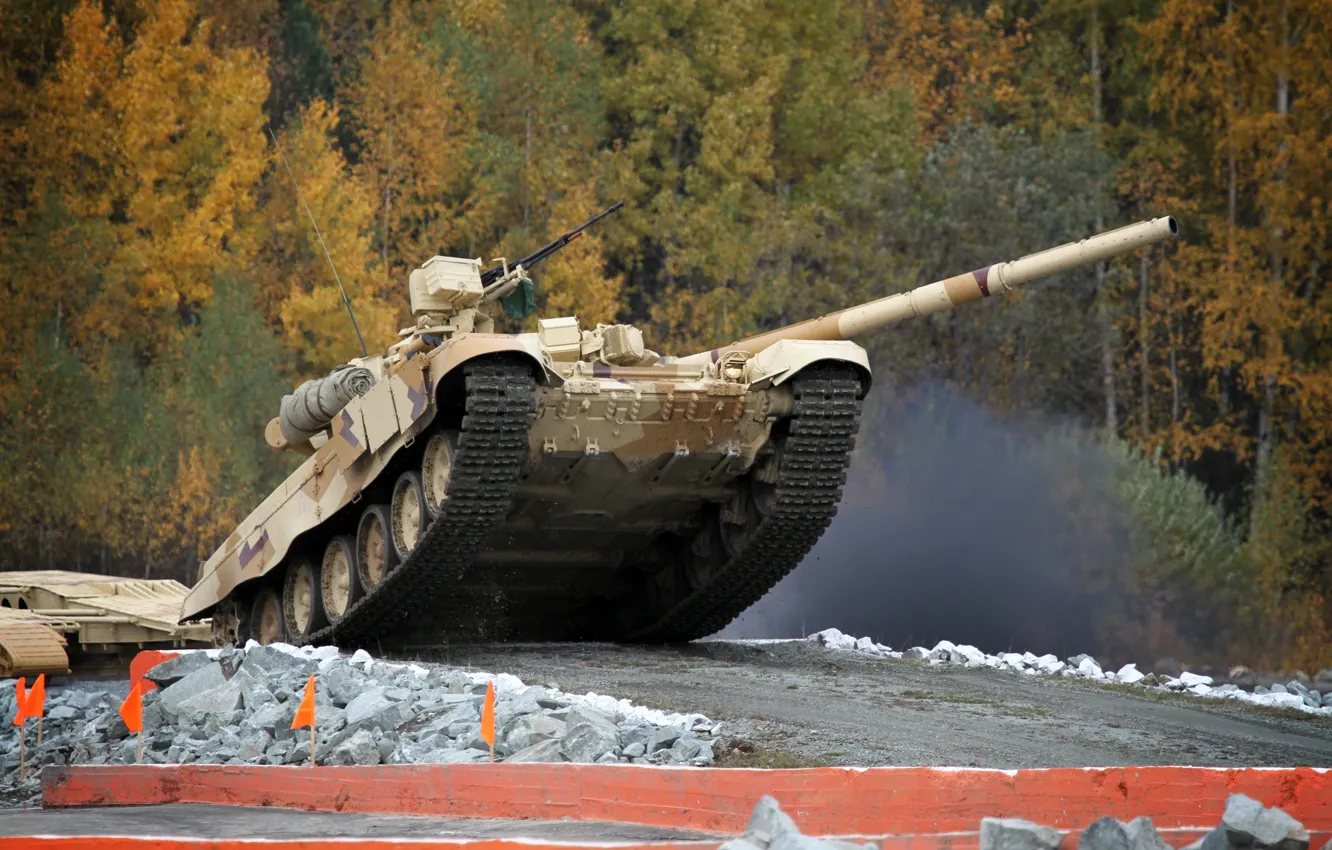 Photo wallpaper forest, caterpillar, tank, Russia, T-90, T-90S, UVZ, Arms EXPO 2013