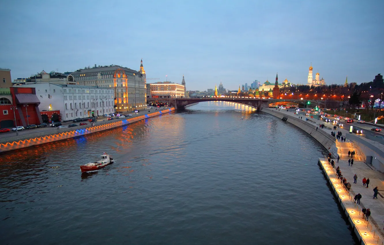 Photo wallpaper bridge, the city, river, building, the evening, lighting, Moscow, The Kremlin